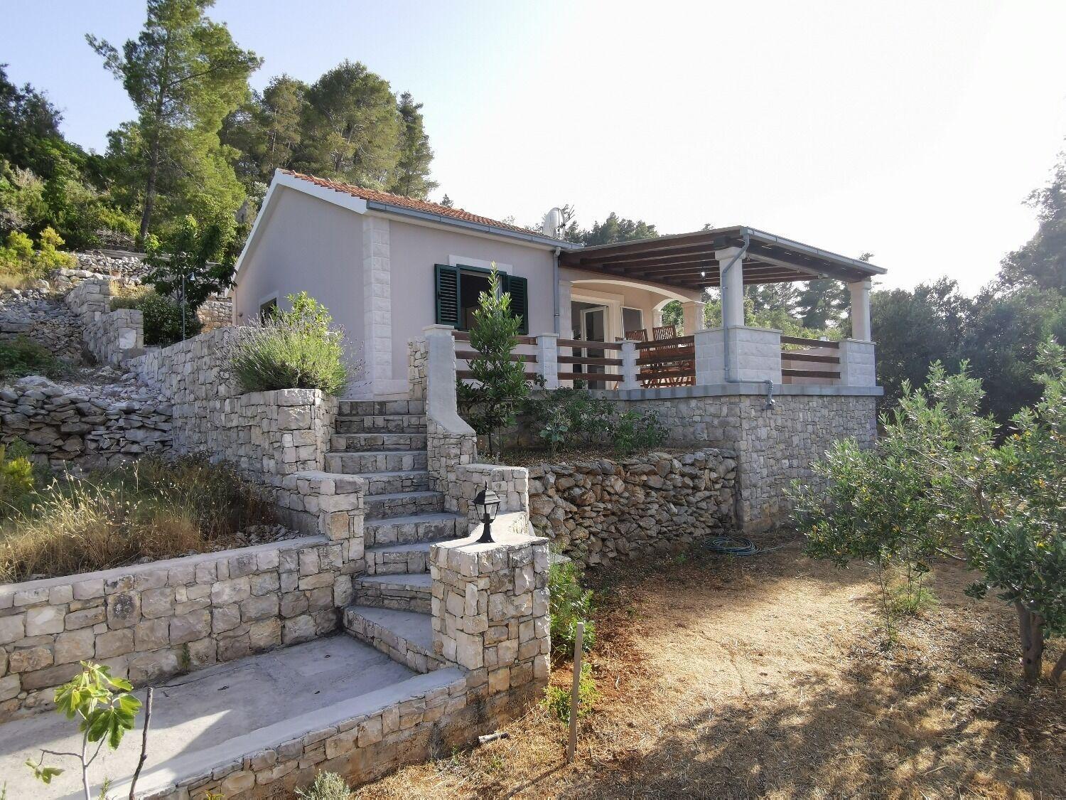 Vers - 35m From The Sea Prizba